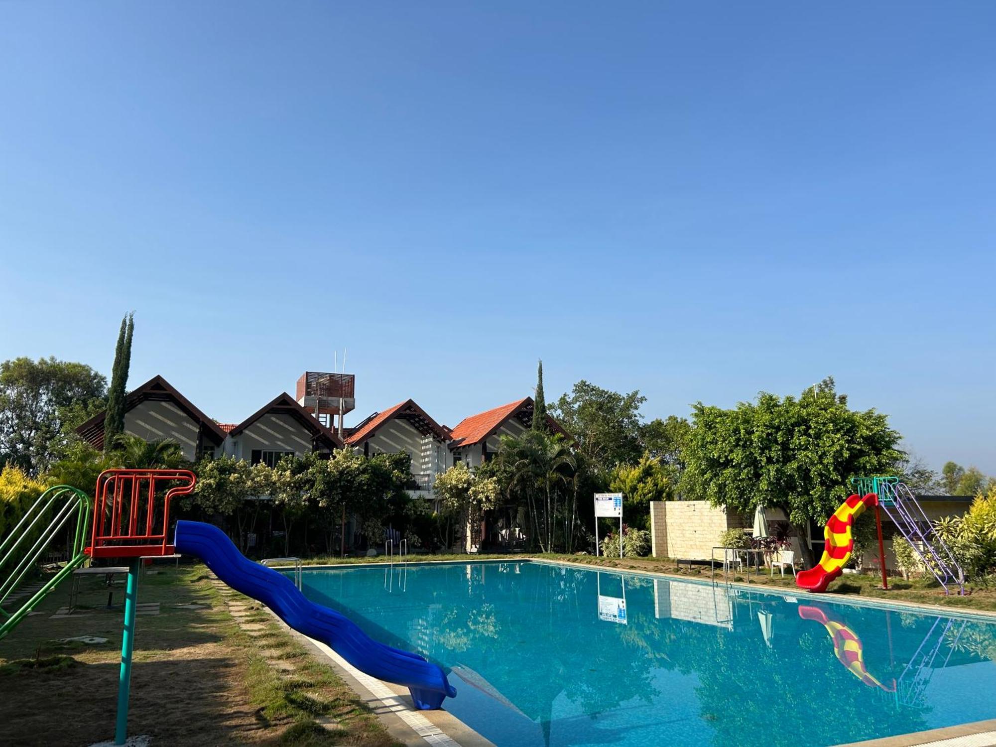 7 Heaven Villas & Resorts Chikmagalūr Esterno foto