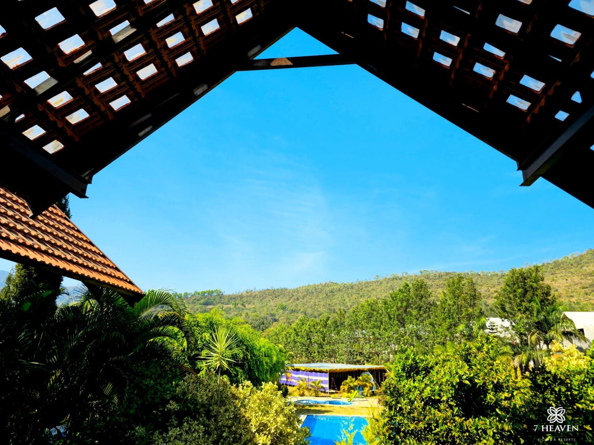 7 Heaven Villas & Resorts Chikmagalūr Esterno foto
